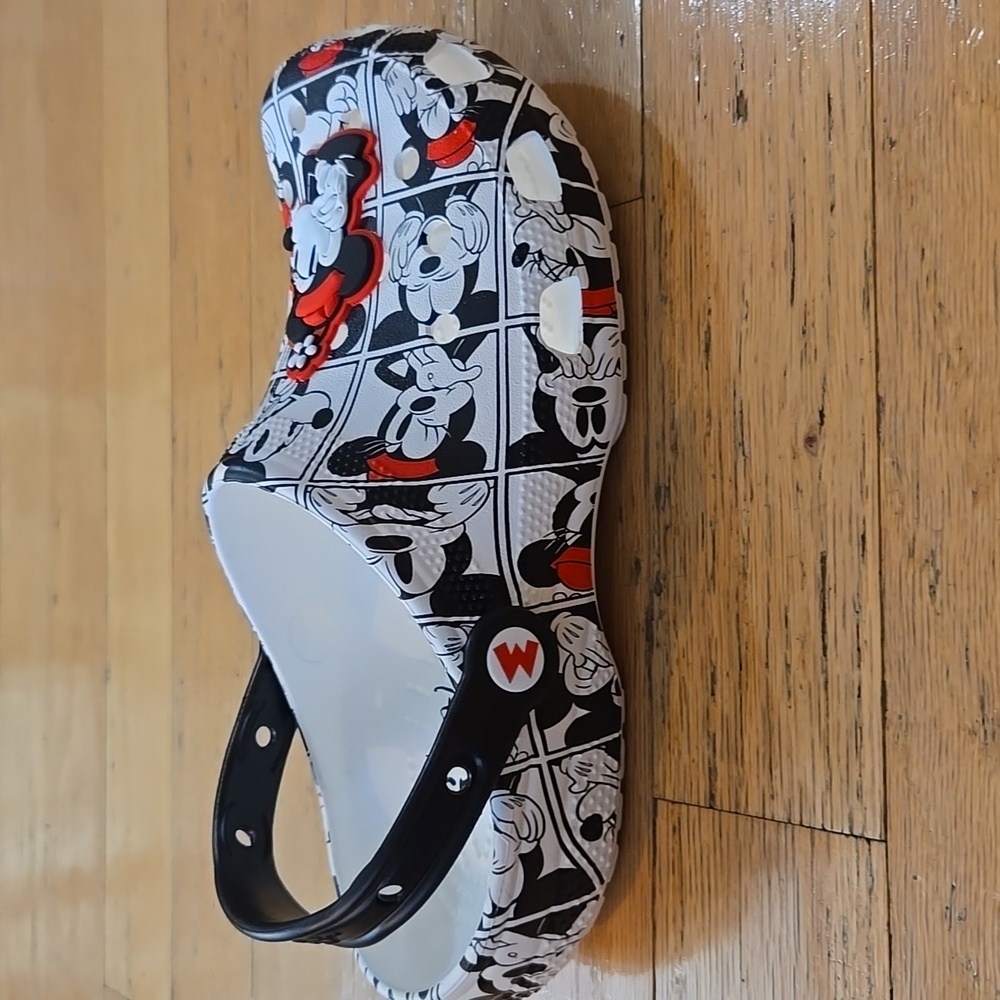 Crocs Adult Disney Mickey & Friends Classic Clogs M8 / W10 #211483-90H NIP - Picture 4 of 12